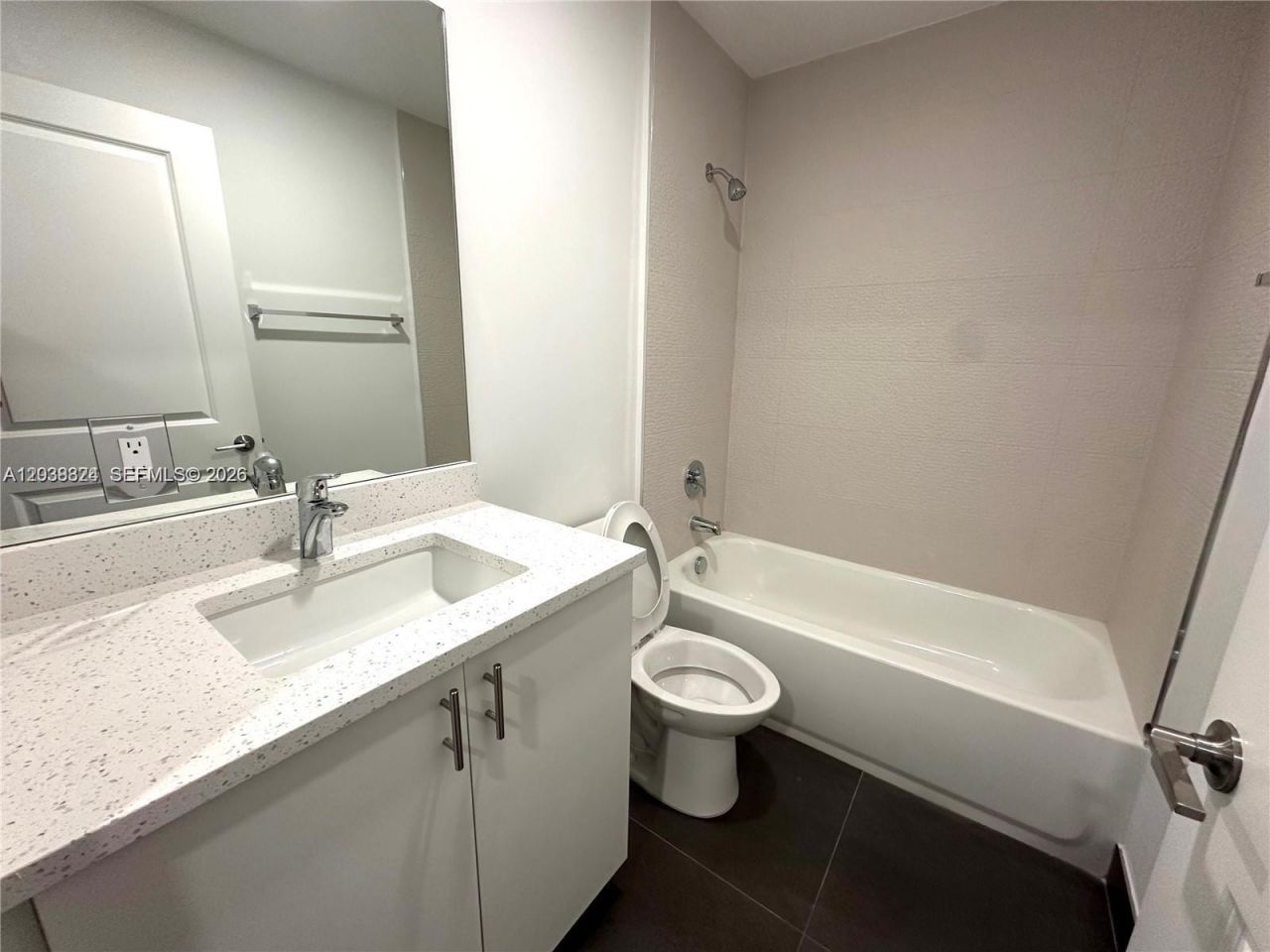 20 NE 19th Ave , Unit 213, Pompano Beach, FL 33060 Photo