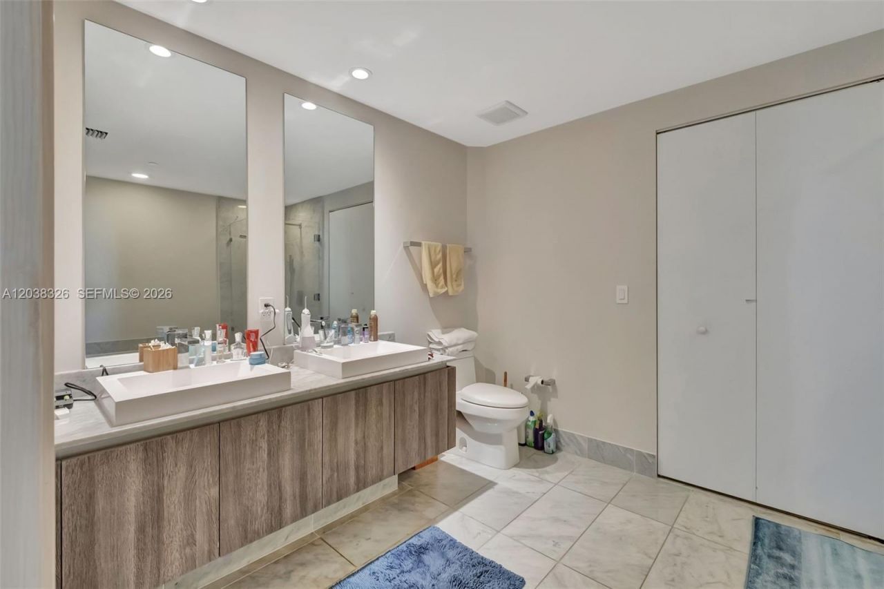 801 S Miami Ave, Unit 2205, Miami, FL 33130 Photo