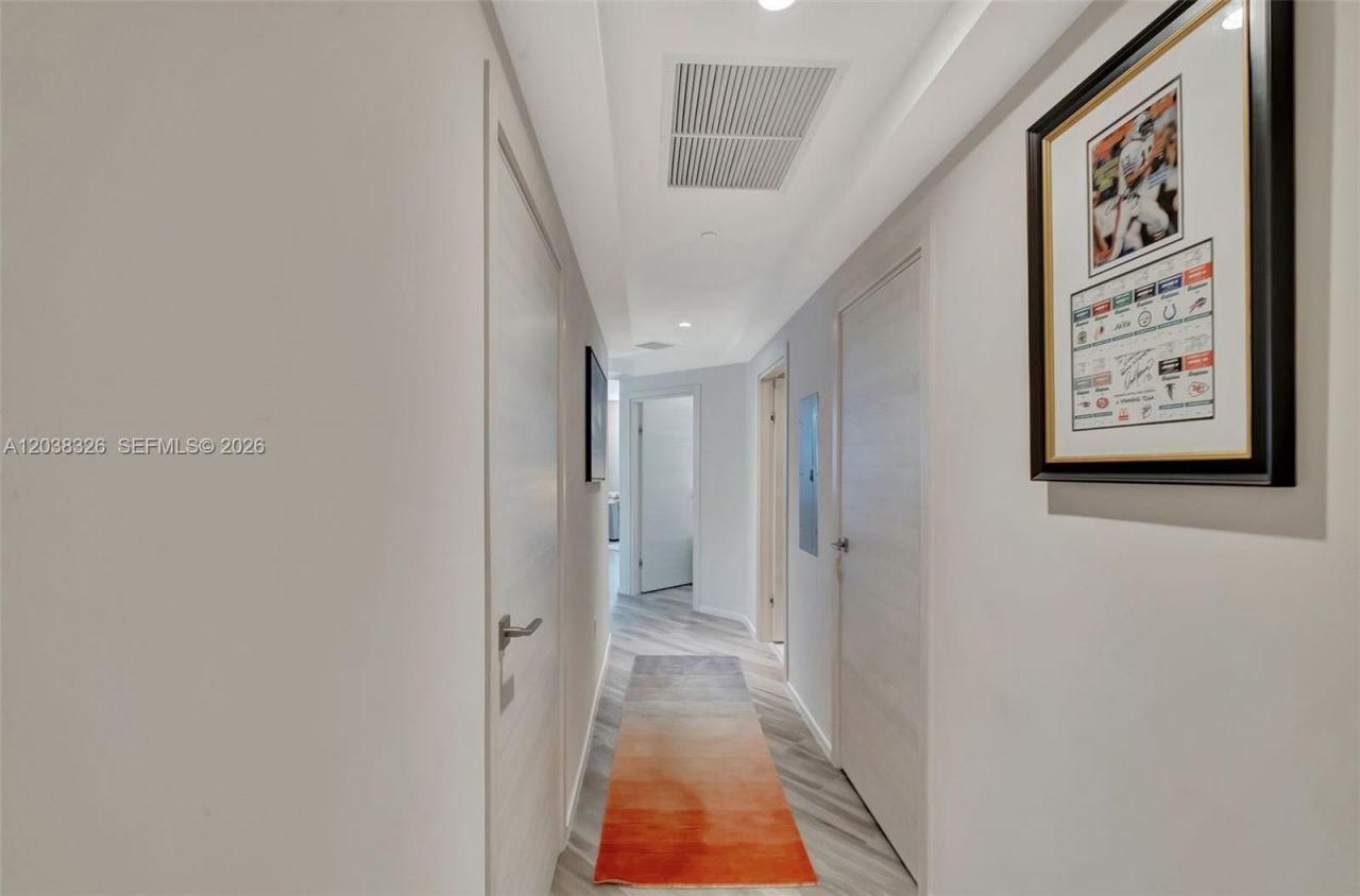 801 S Miami Ave, Unit 2205, Miami, FL 33130 Photo