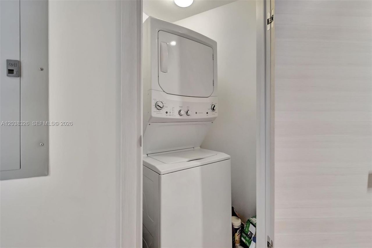 801 S Miami Ave, Unit 2205, Miami, FL 33130 Photo