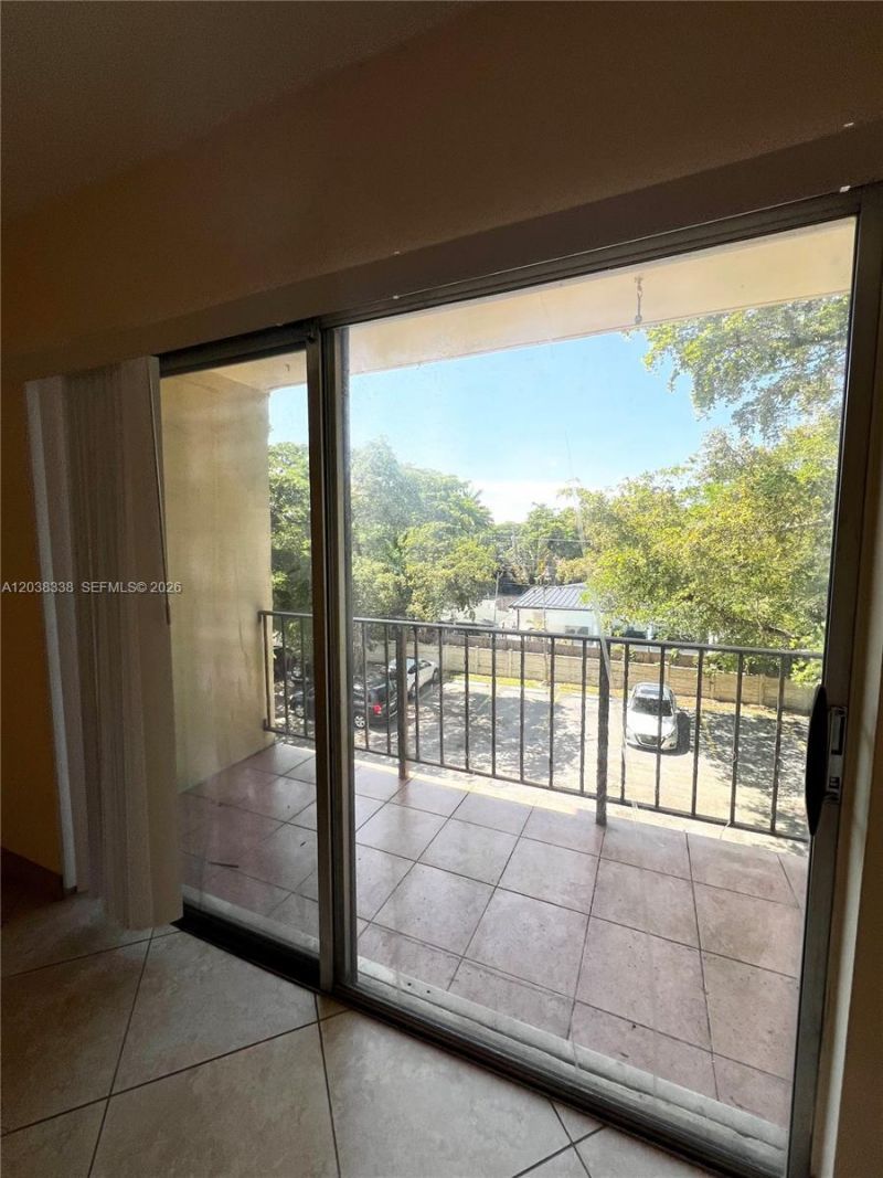12035 NE 2nd Ave, Unit A302, North Miami, FL 33161 Photo
