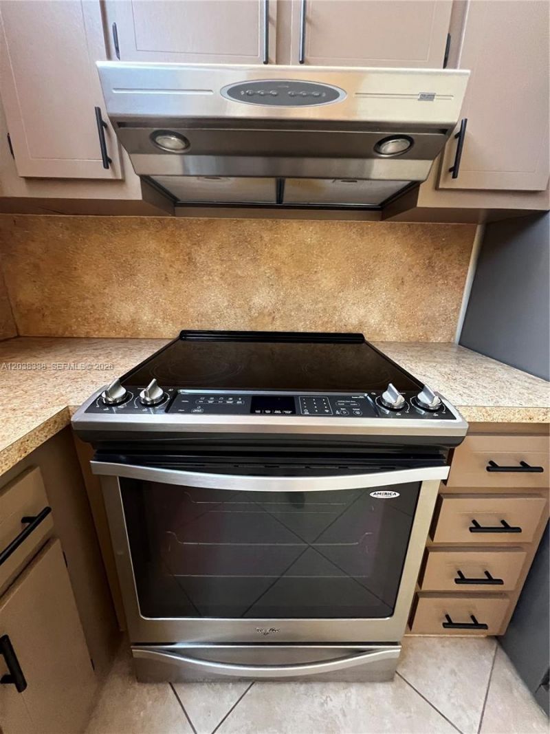 12035 NE 2nd Ave, Unit A302, North Miami, FL 33161 Photo