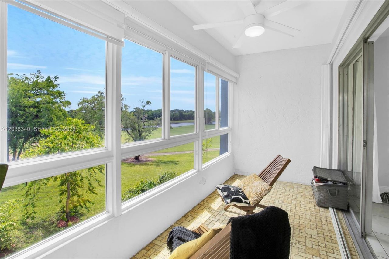 8331 Sands Point Blvd , Unit C308, Tamarac, FL 33321 Photo