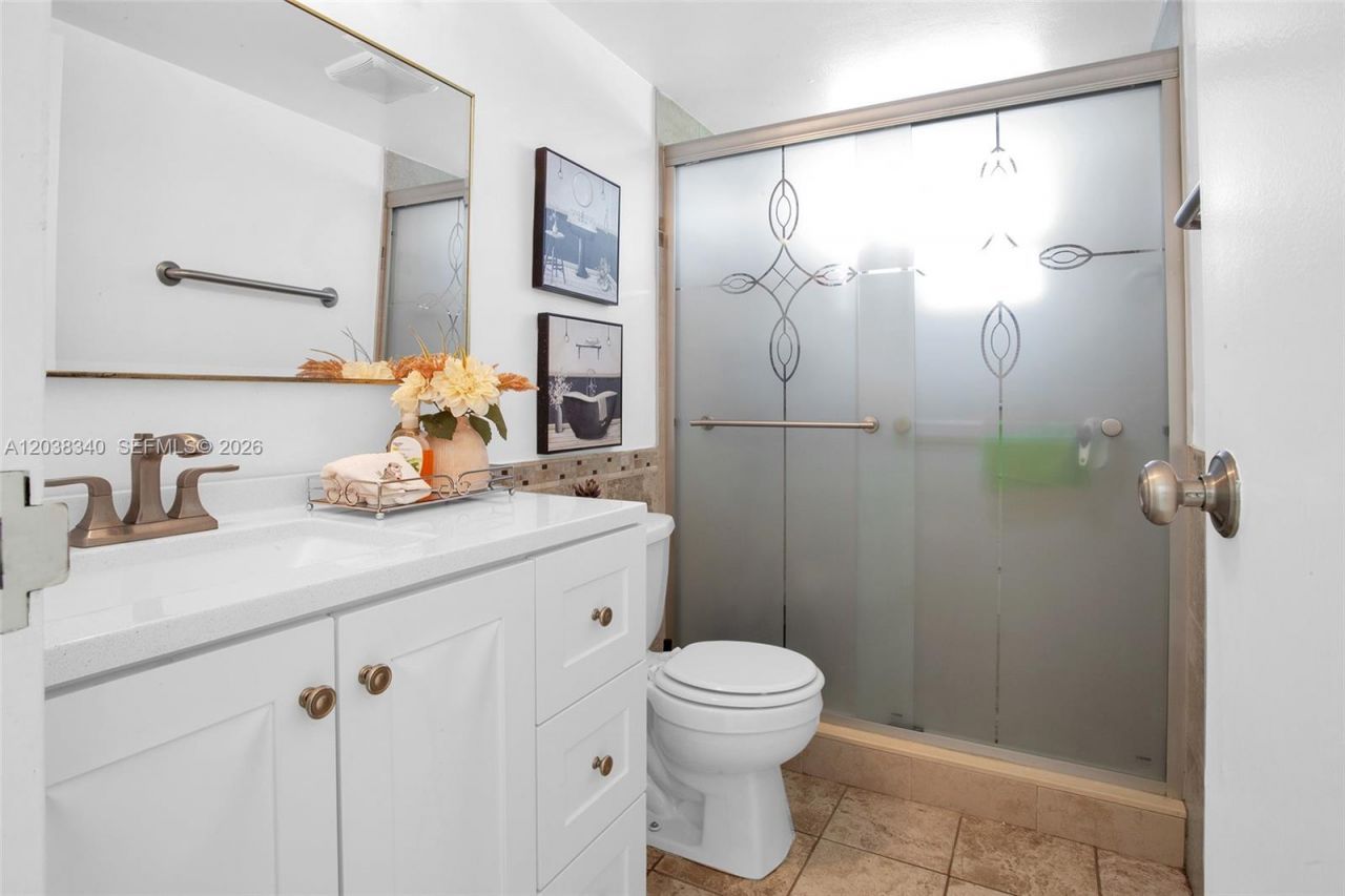 8331 Sands Point Blvd , Unit C308, Tamarac, FL 33321 Photo