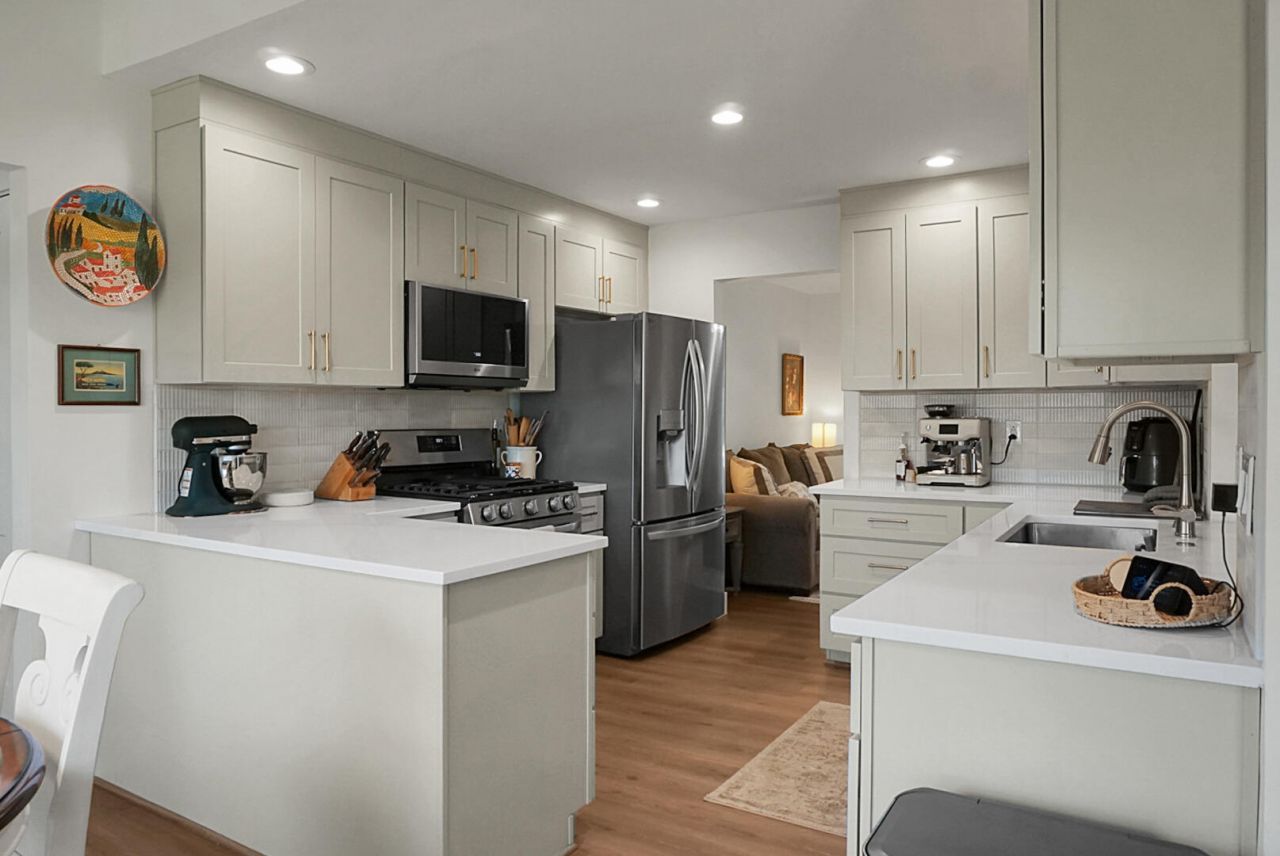5908 Commonwealth Circle Photo 12