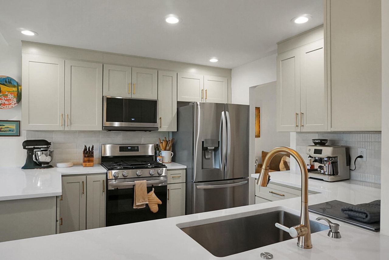 5908 Commonwealth Circle Photo 16