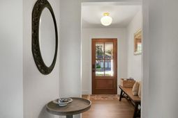 5908 Commonwealth Circle photo 4