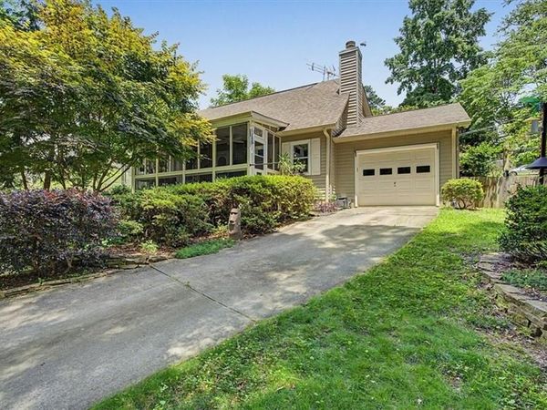 5010 Mercedes Drive, Cumming, GA 30041
