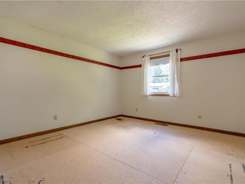 8142 Walter Street NW, Massillon, OH 44646 Photo 17
