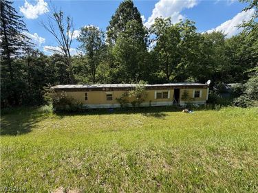 2799 Johnstown Road NE, Dover, OH 44622