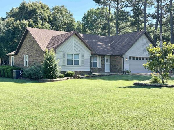 3610 Oak Vista Drive, Jonesboro, AR 72405
