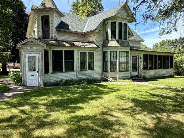 400 W Main Street, Belle Plaine, MN 56011