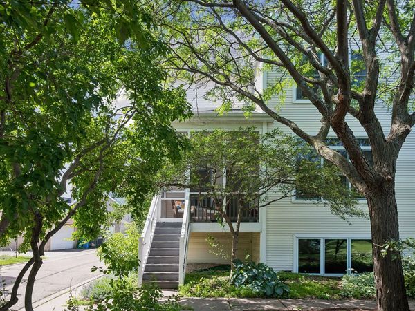 2433 Columbus Court, Minneapolis, MN 55404