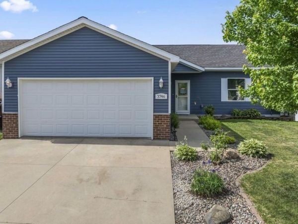 3746 Winesap Drive NW, Rochester, MN 55901