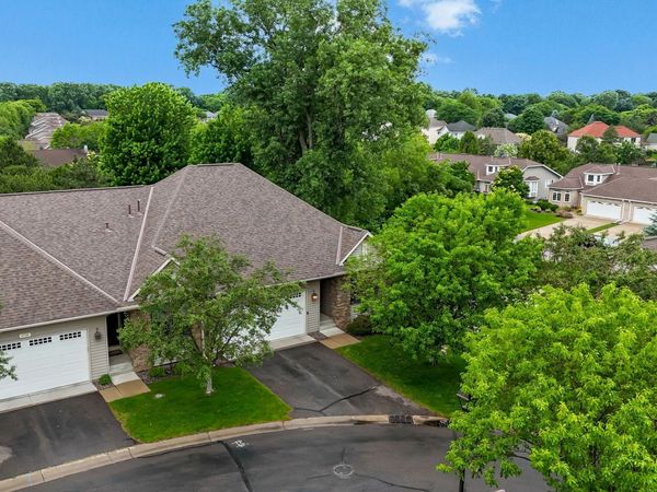 2734 Lindsey Court, New Brighton, MN 55112