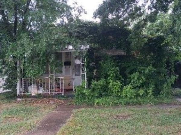 812 Henritetta Street, RAVENSWOOD, WV 26164