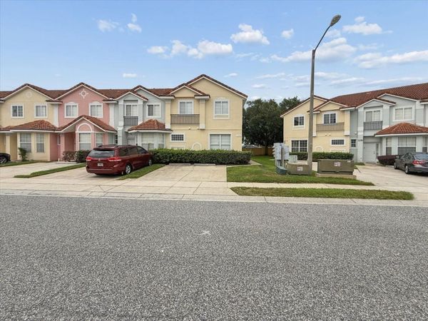 1302 S BEACH CIRCLE , KISSIMMEE, FL 34746
