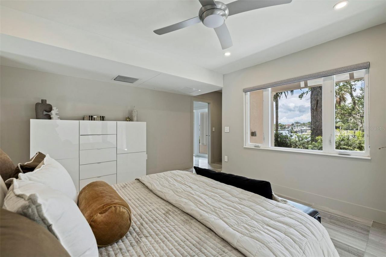 1846 Coffee Pot Boulevard Ne, Saint Petersburg, FL 33704 Photo