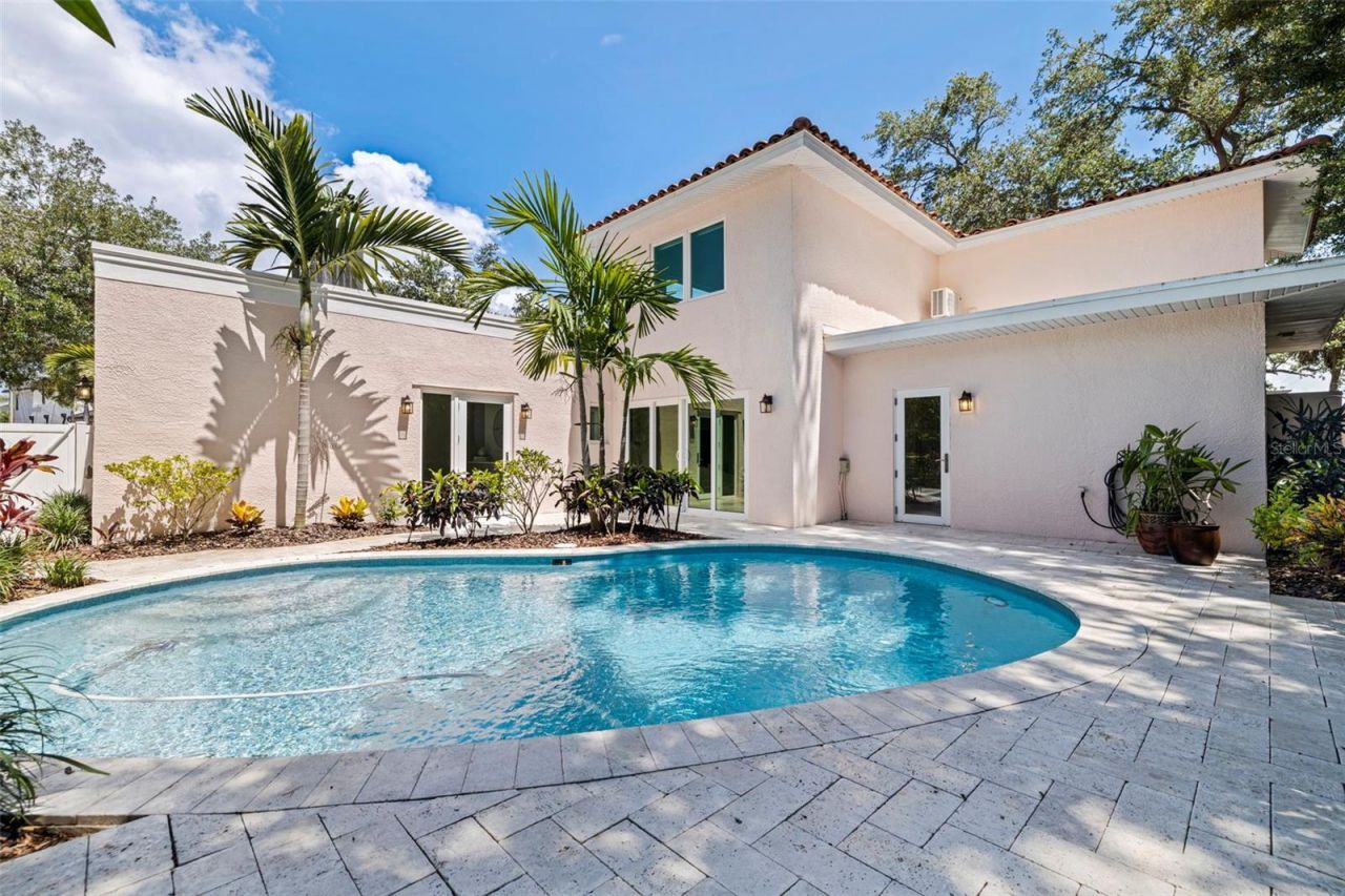 1846 Coffee Pot Boulevard Ne, Saint Petersburg, FL 33704 Photo