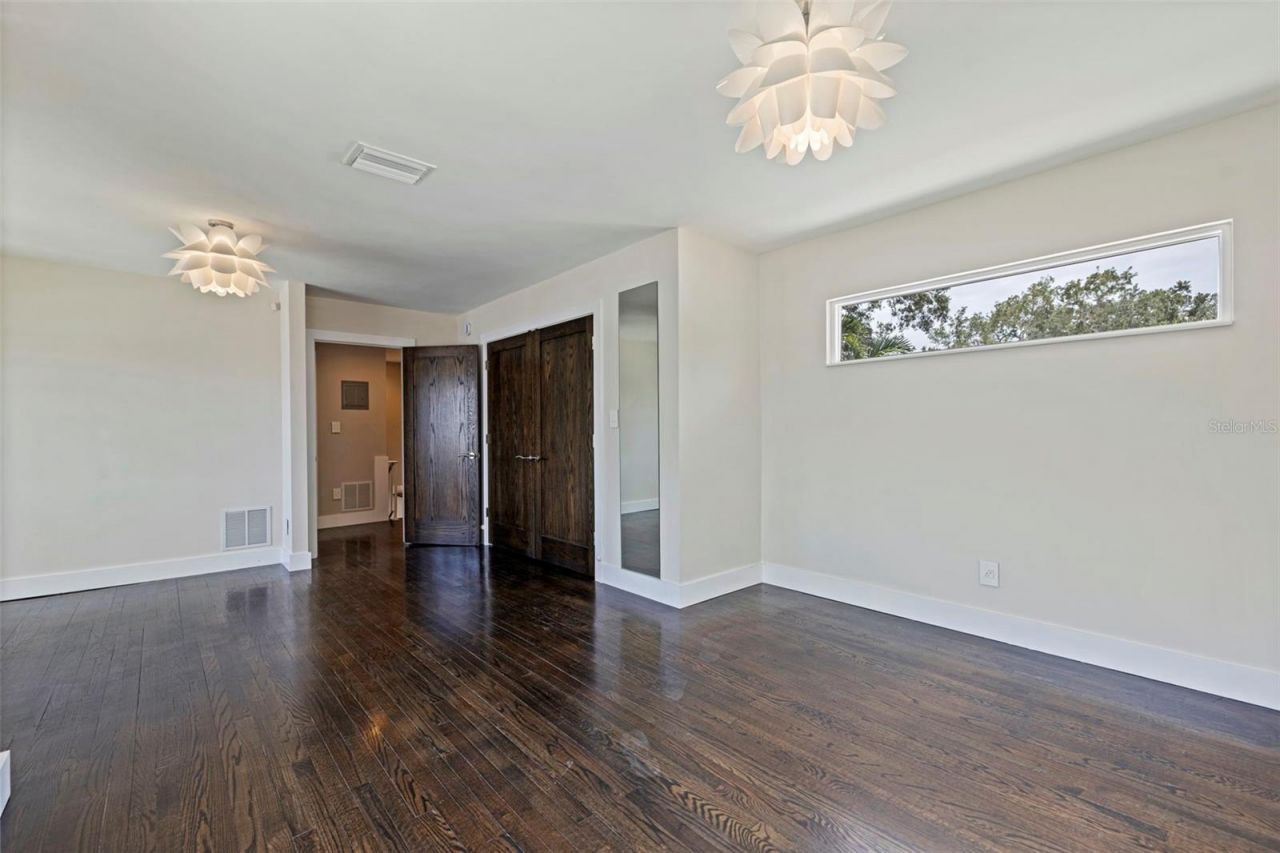 1846 Coffee Pot Boulevard Ne, Saint Petersburg, FL 33704 Photo