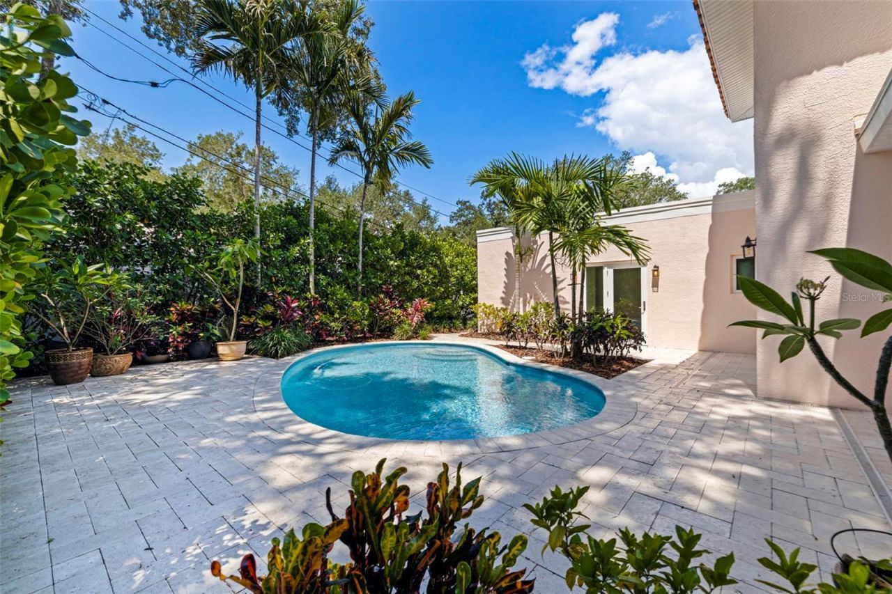 1846 Coffee Pot Boulevard Ne, Saint Petersburg, FL 33704 Photo