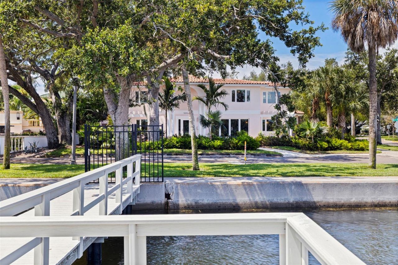 1846 Coffee Pot Boulevard Ne, Saint Petersburg, FL 33704 Photo
