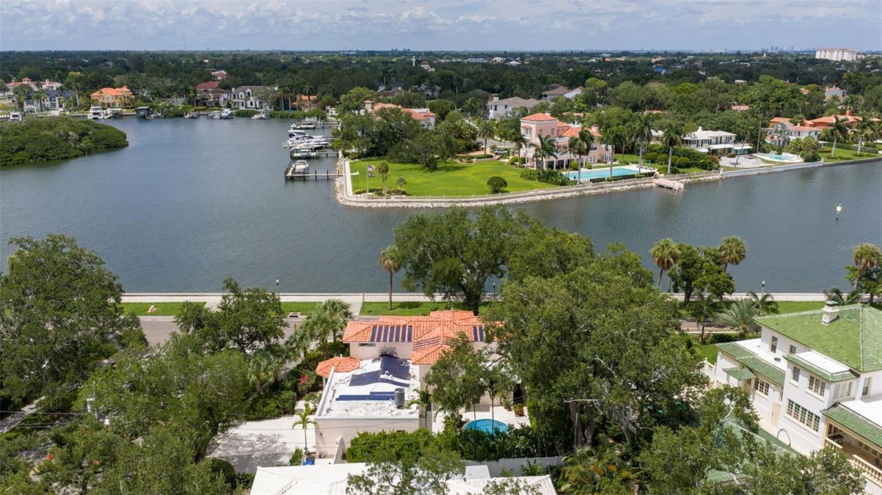1846 Coffee Pot Boulevard Ne, Saint Petersburg, FL 33704 Photo