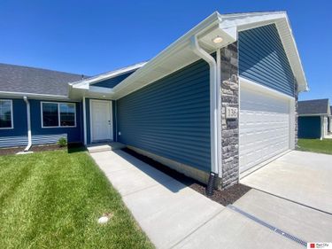 136 W Ida Lane, Lincoln, NE 68523