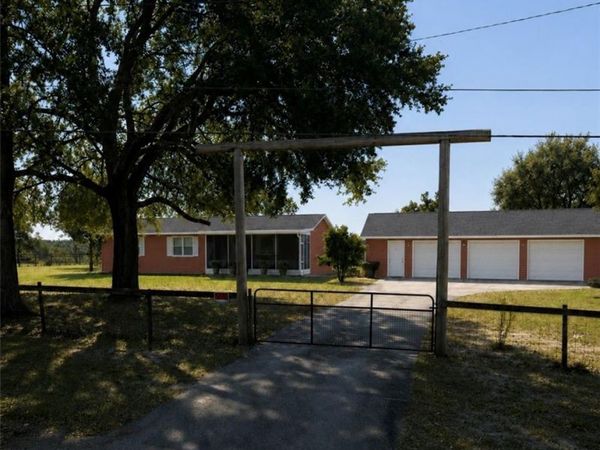 4100 Marion County RD, WEIRSDALE, FL 32195
