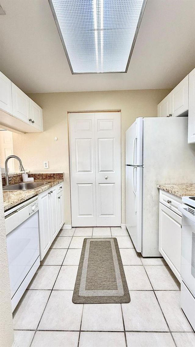2811 Grande Pkwy , Unit 203, Palm Beach Gardens, FL 33410 Photo