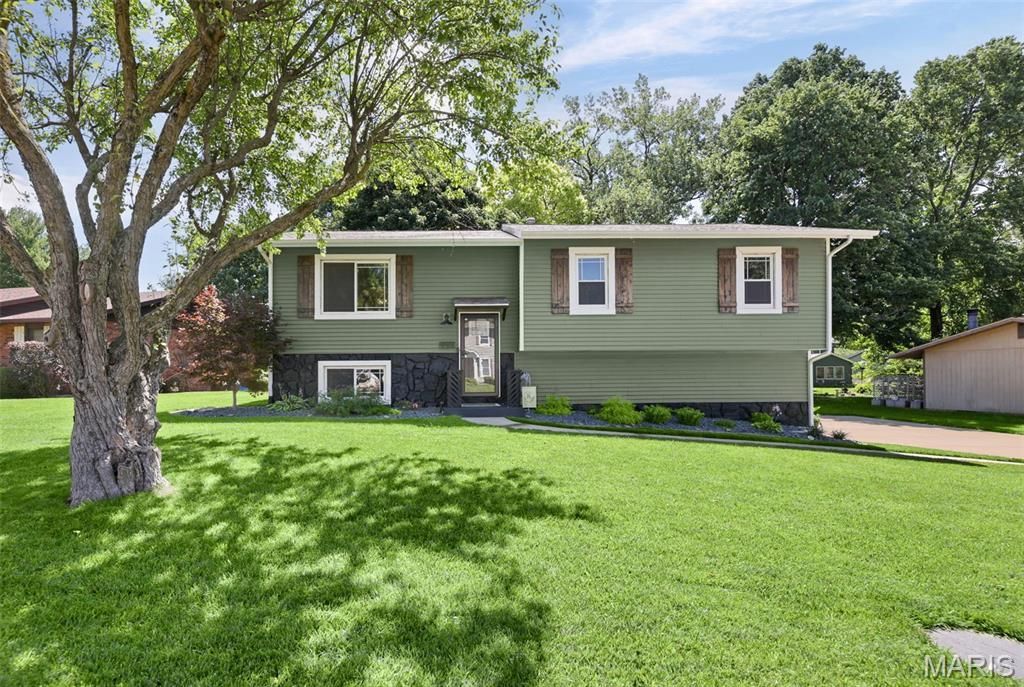 1968 Lemontree Lane , Collinsville, IL 62234 Main Photo