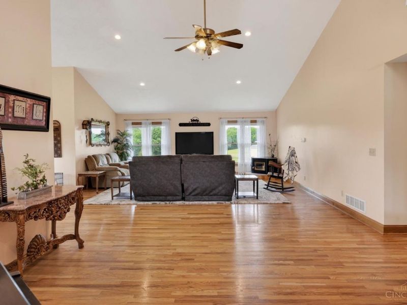 741 Penn Lane, Hillsboro, OH 45133 Photo 13