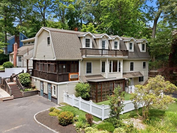 300 McKinley Terrace , Centerport, NY 11721