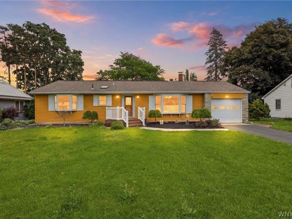 13 Farwell Drive , Batavia, NY 14020