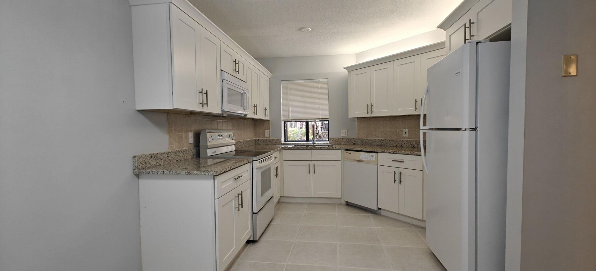 5139 Europa Drive, Unit H, Boynton Beach, FL 33437 Photo