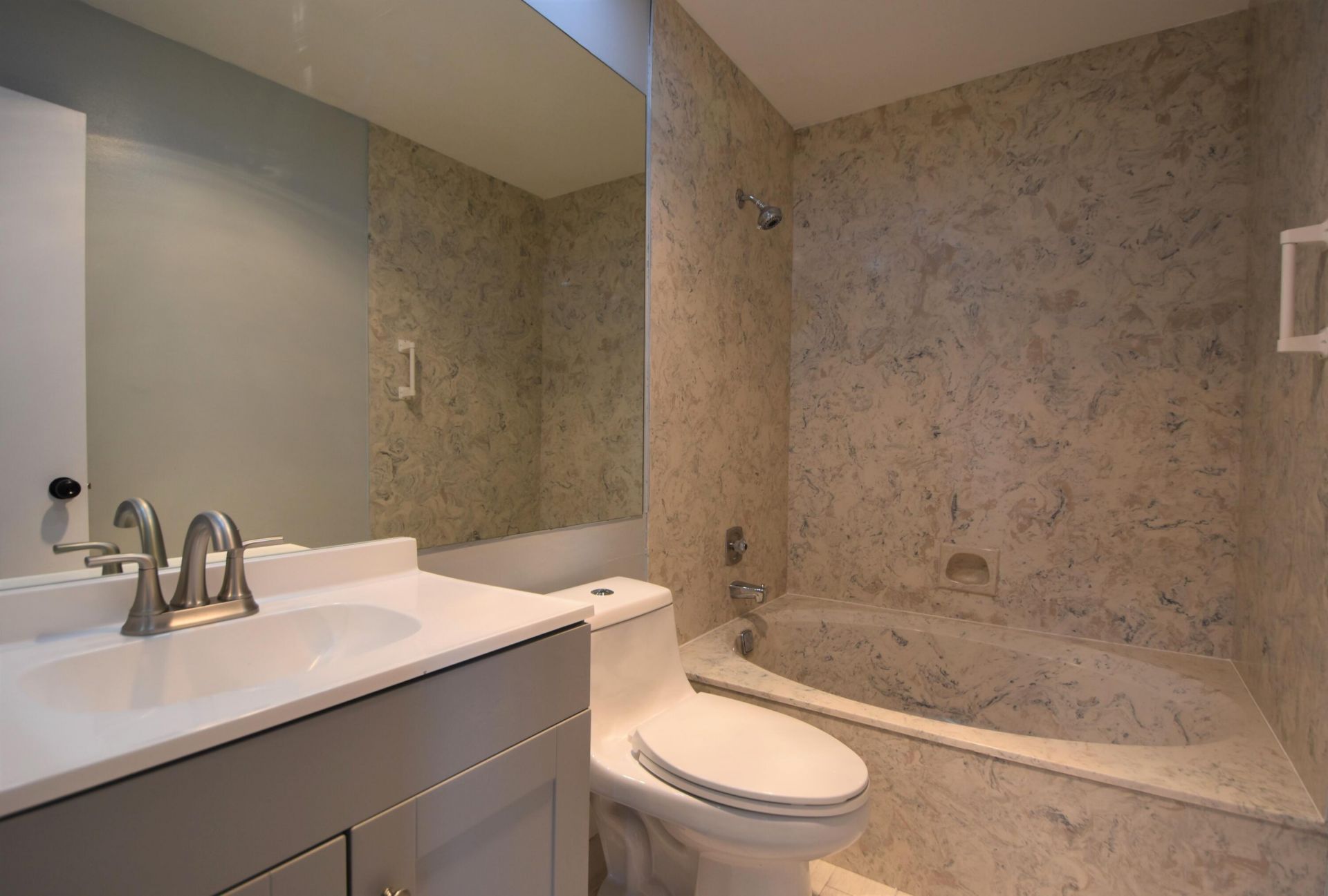 5087 Oakhill Lane, Delray Beach, FL 33484 Photo