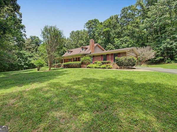 403 S SEQUOYAH Circle NE, Calhoun, GA 30701
