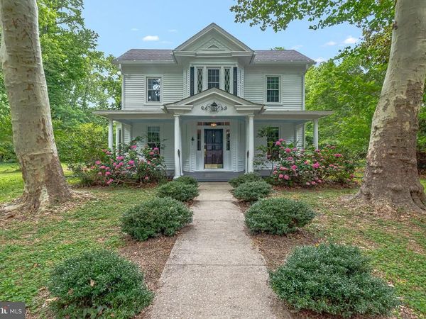 3952 IRVINGTON RD, IRVINGTON, VA 22480