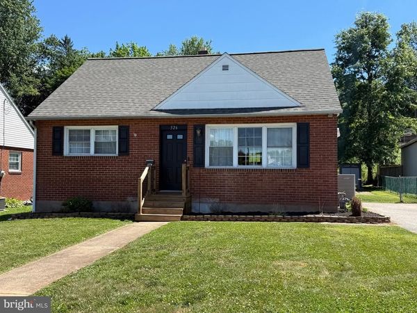 326 E ROOSEVELT AVENUE , MIDDLETOWN, PA 17057