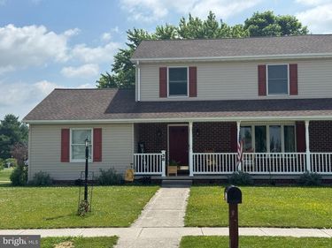 38 CHEETAH DRIVE , HANOVER, PA 17331