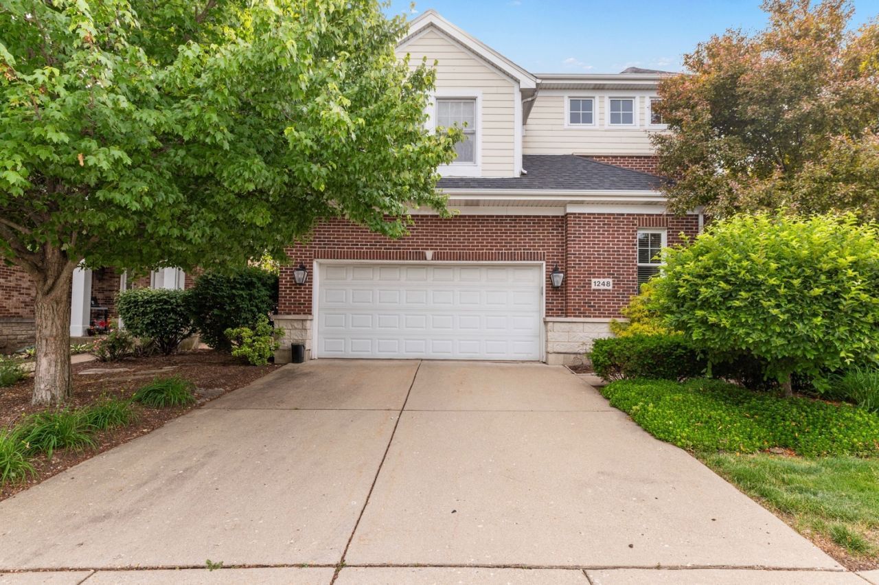 1248 Lake Shore Drive , Lisle, IL 60532 Main Photo