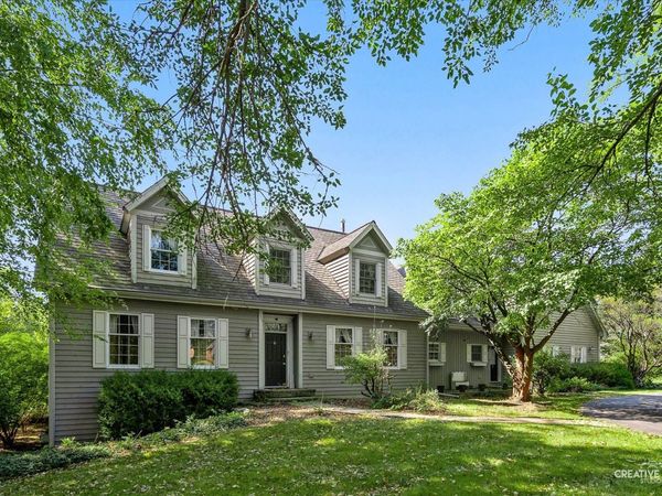 7N242 Whispering Trail , St. Charles, IL 60175