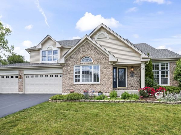 5250 Morningview Drive , Hoffman Estates, IL 60192