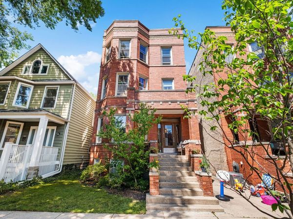3830 N LEAVITT Street, Unit 3, Chicago, IL 60618