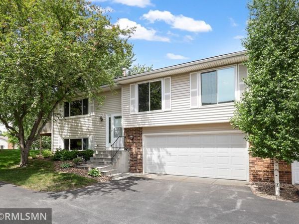 1501 W 140th Street, Burnsville, MN 55337