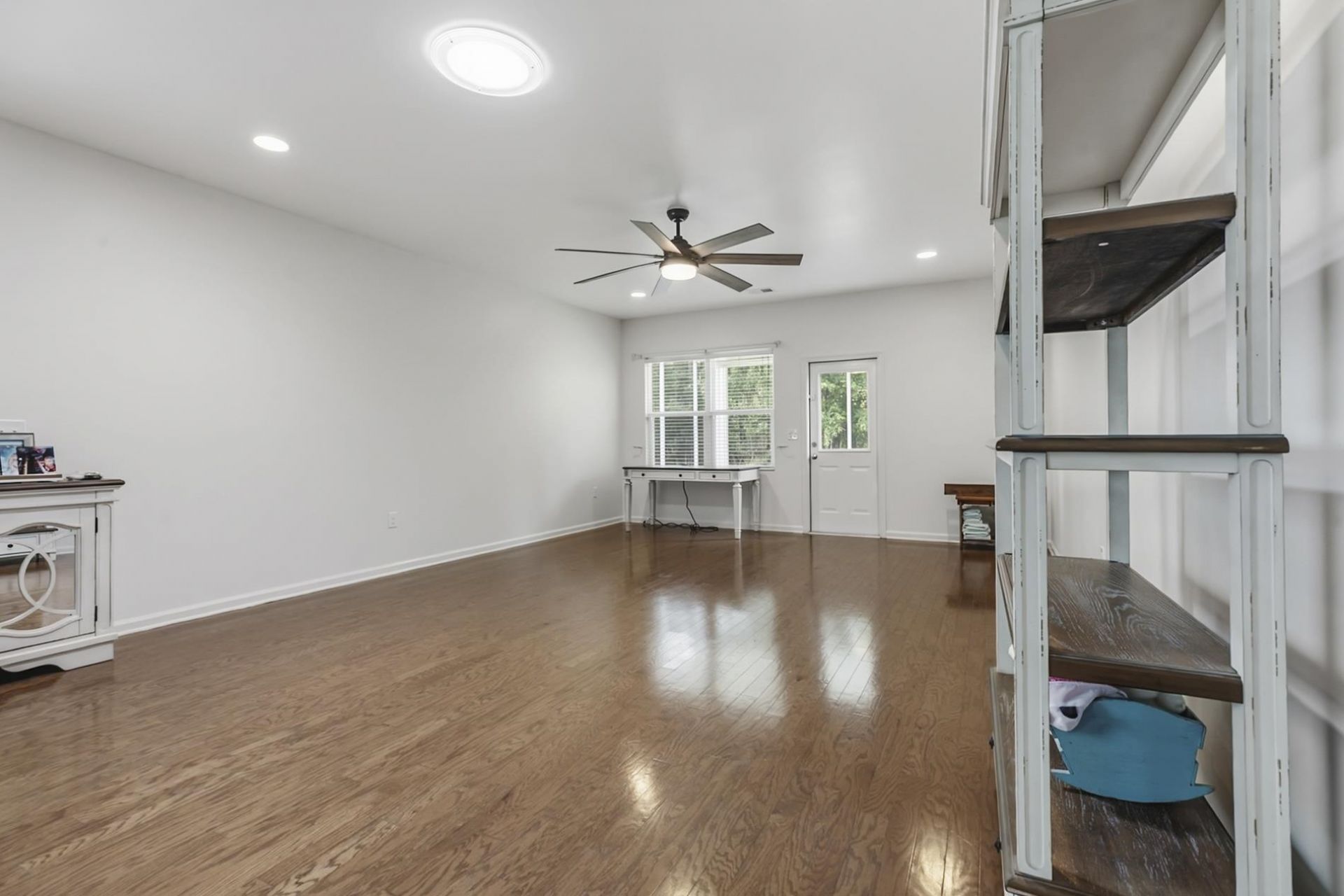 2813 Eton St. Photo 16
