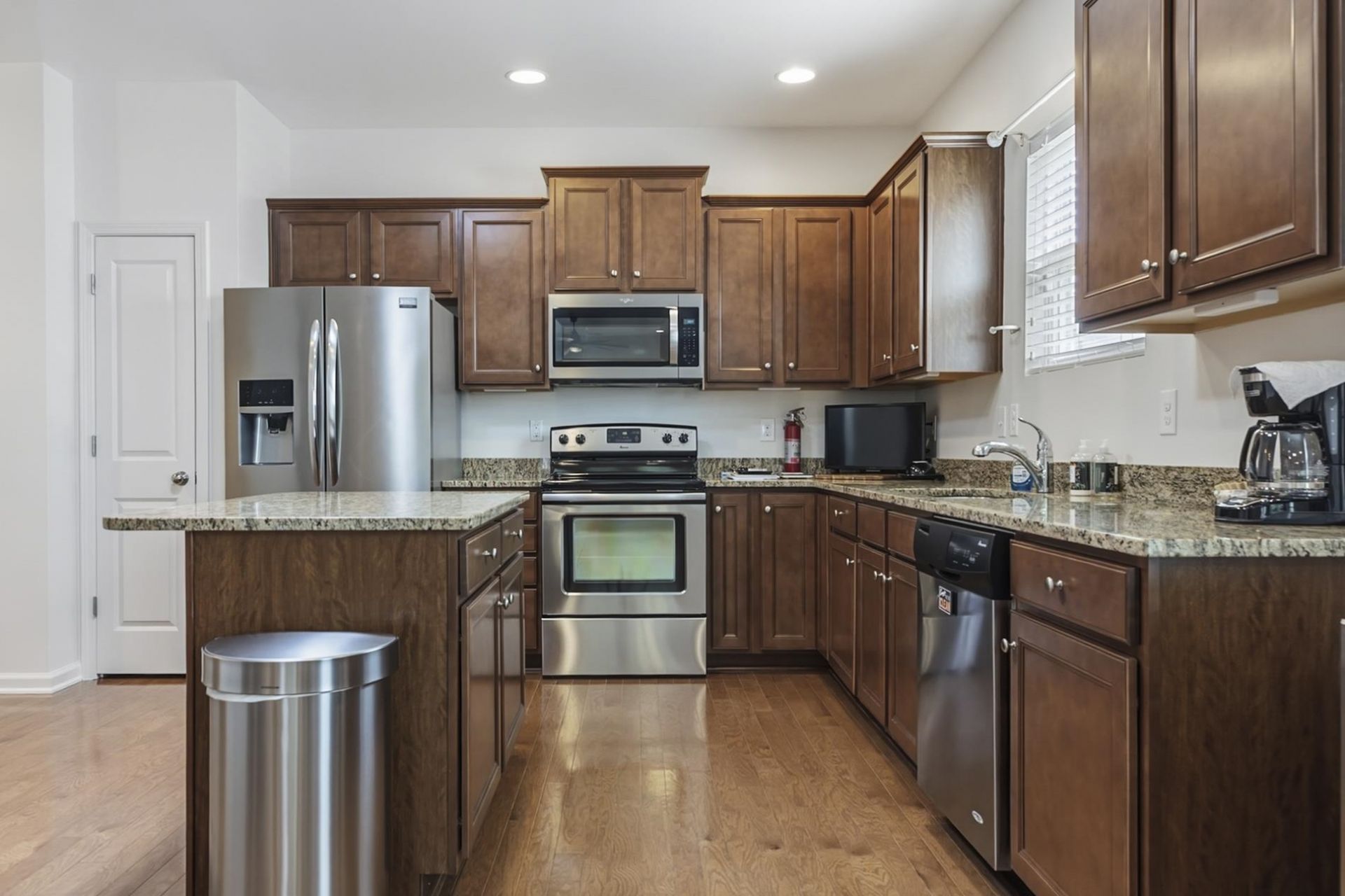 2813 Eton St. Photo 21