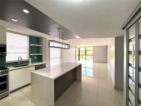 18000 NW 68th Ave , Unit 314-A, Hialeah, FL 33015