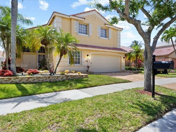 1099 Birchwood Rd , Weston, FL 33327