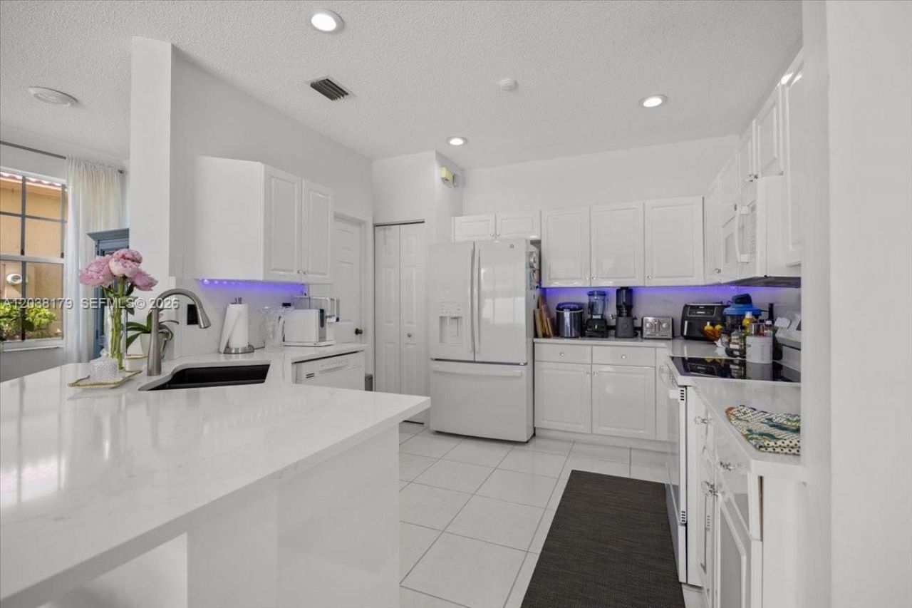 1099 Birchwood Rd , Weston, FL 33327 Photo